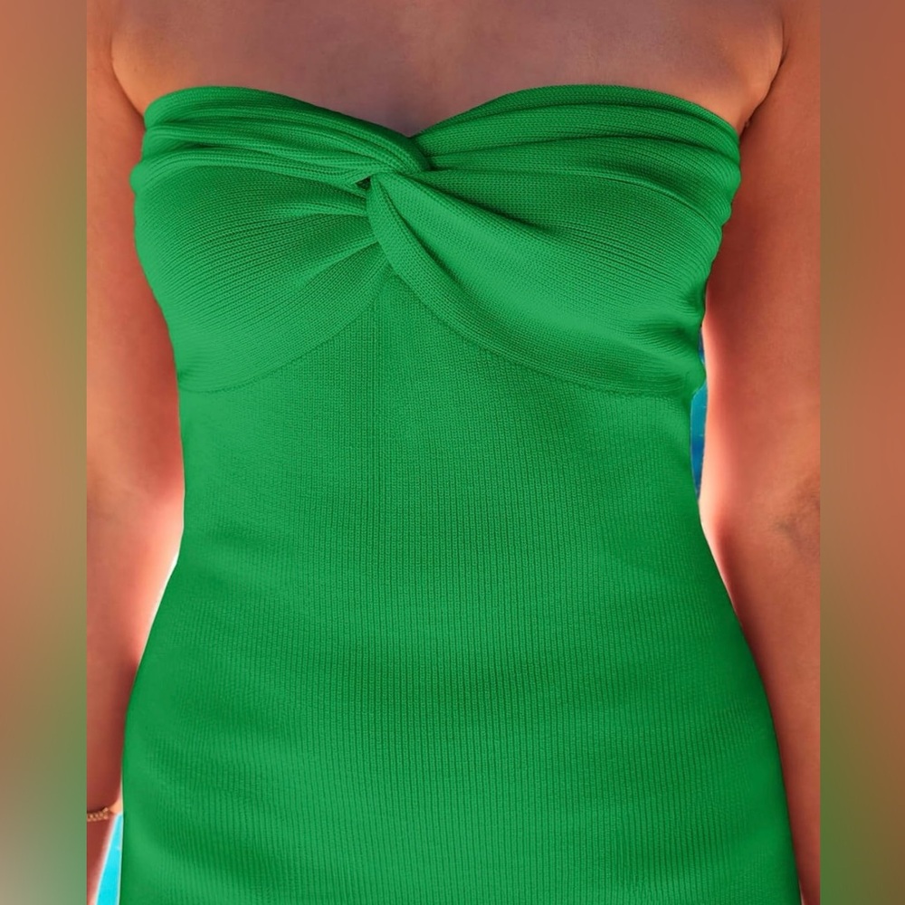 LILLUSORY Knitted Dresses Twisted Front Bodycon Dress with Back Slit